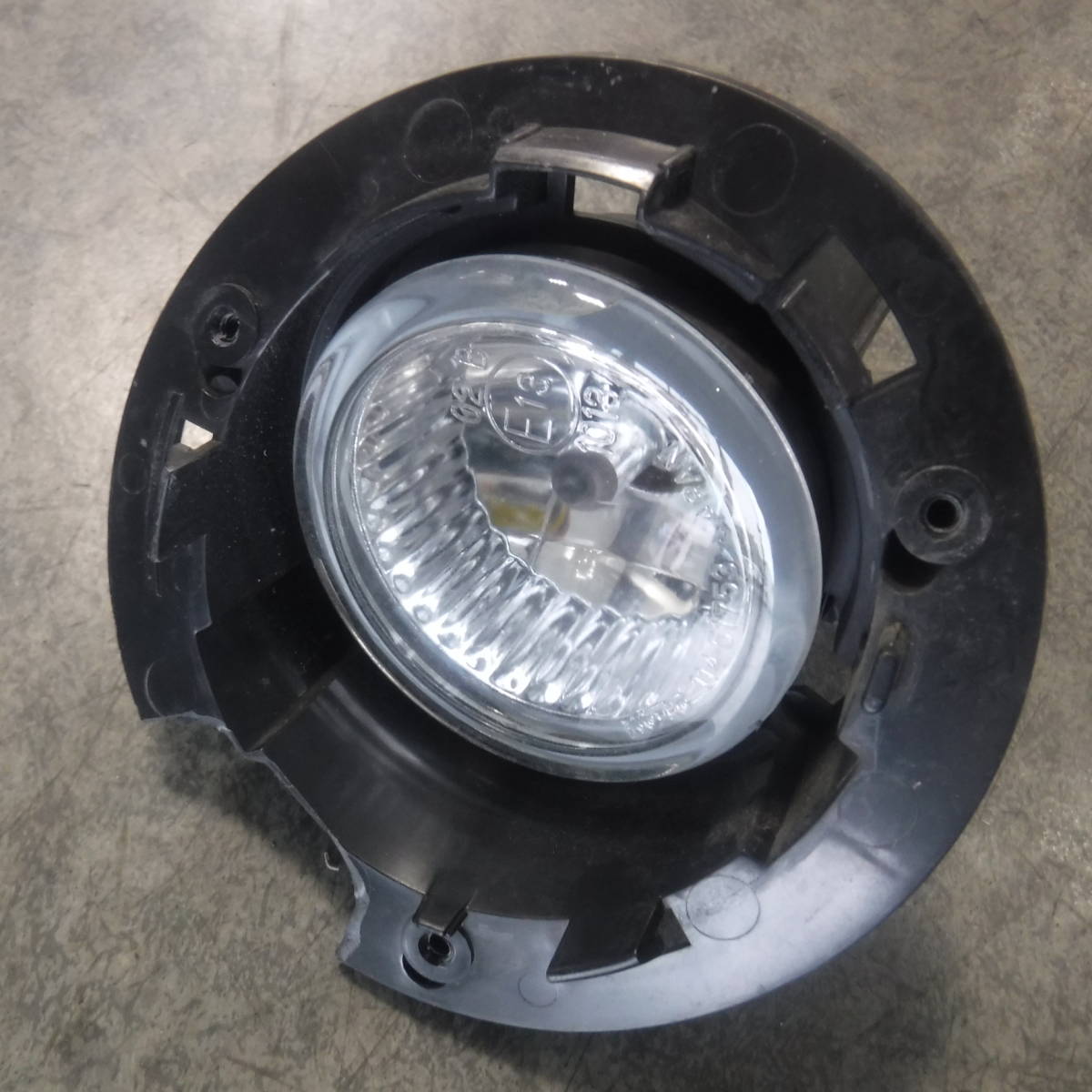 ESSEエッセL235S左フォグランプL245S助手席フォグレンズ左フロント114-51899フォグKOITOダイハツ純正ハロゲン114-51753拍卖