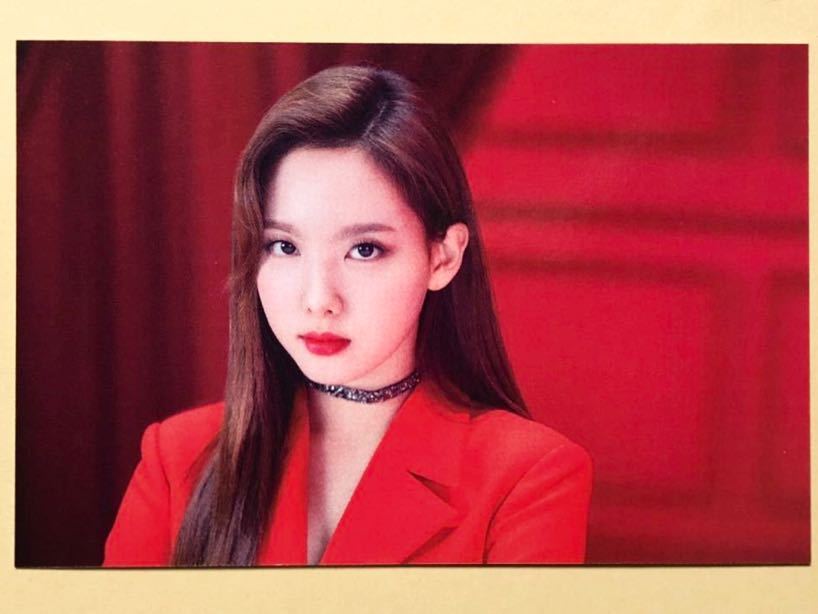 TWICE ナヨン TWICE WORLD TOUR 2019 LIGHTS トレーディングカード フォトカード No.60 公式グッズ拍卖