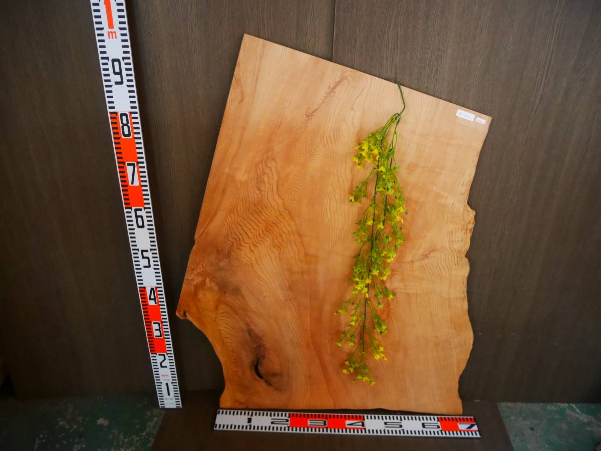 b0070211 杉●約厚1.5cm☆無垢板1枚板 木材 板 DIY 板材 天板 棚板 テーブル 看板 花台など種類豊富!拍卖