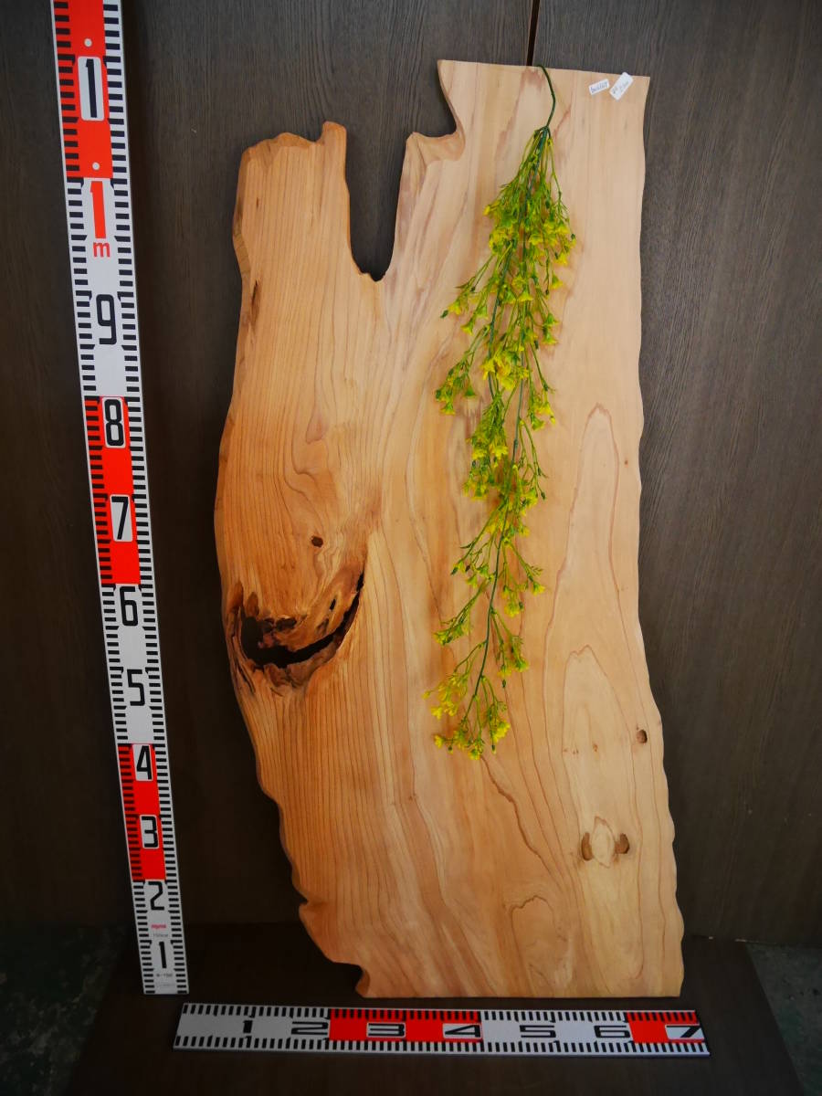 b0061625 杉板●約厚1.5cm☆無垢板1枚板 木材 板 DIY 板材 天板 棚板 テーブル 看板 花台など種類豊富!拍卖