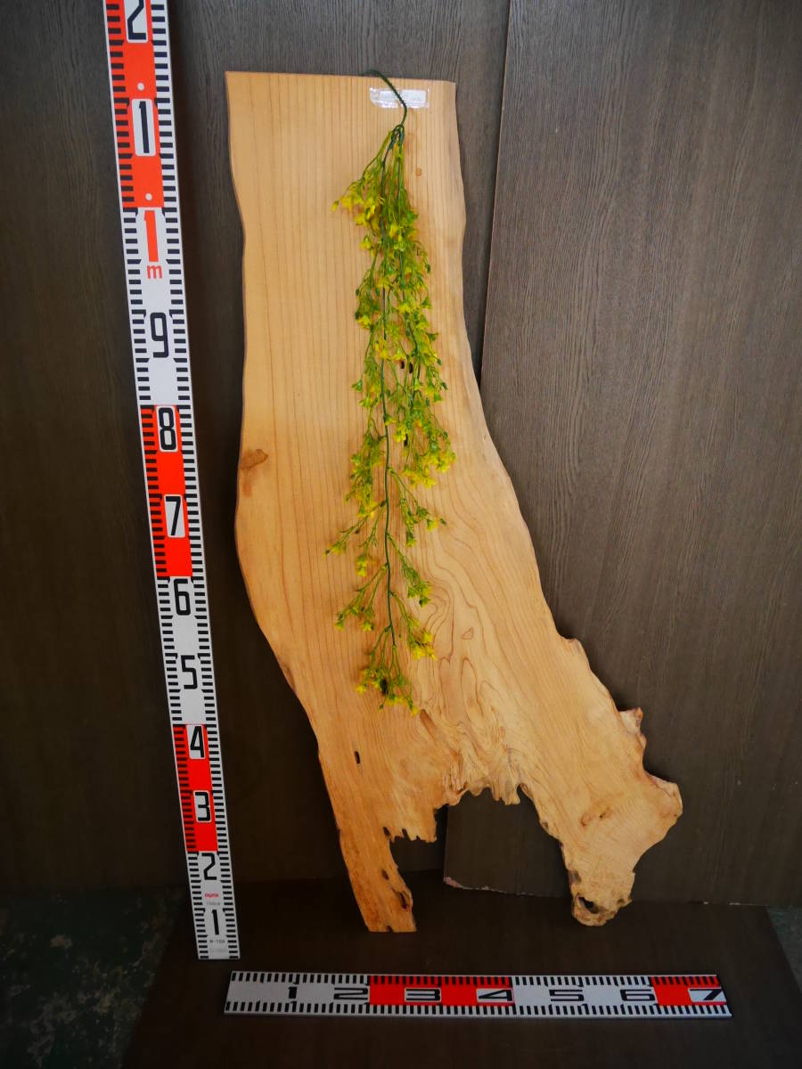 b0061627 杉●約厚1.5cm☆無垢板1枚板 木材 板 DIY 板材 天板 棚板 テーブル 看板 花台など種類豊富!拍卖