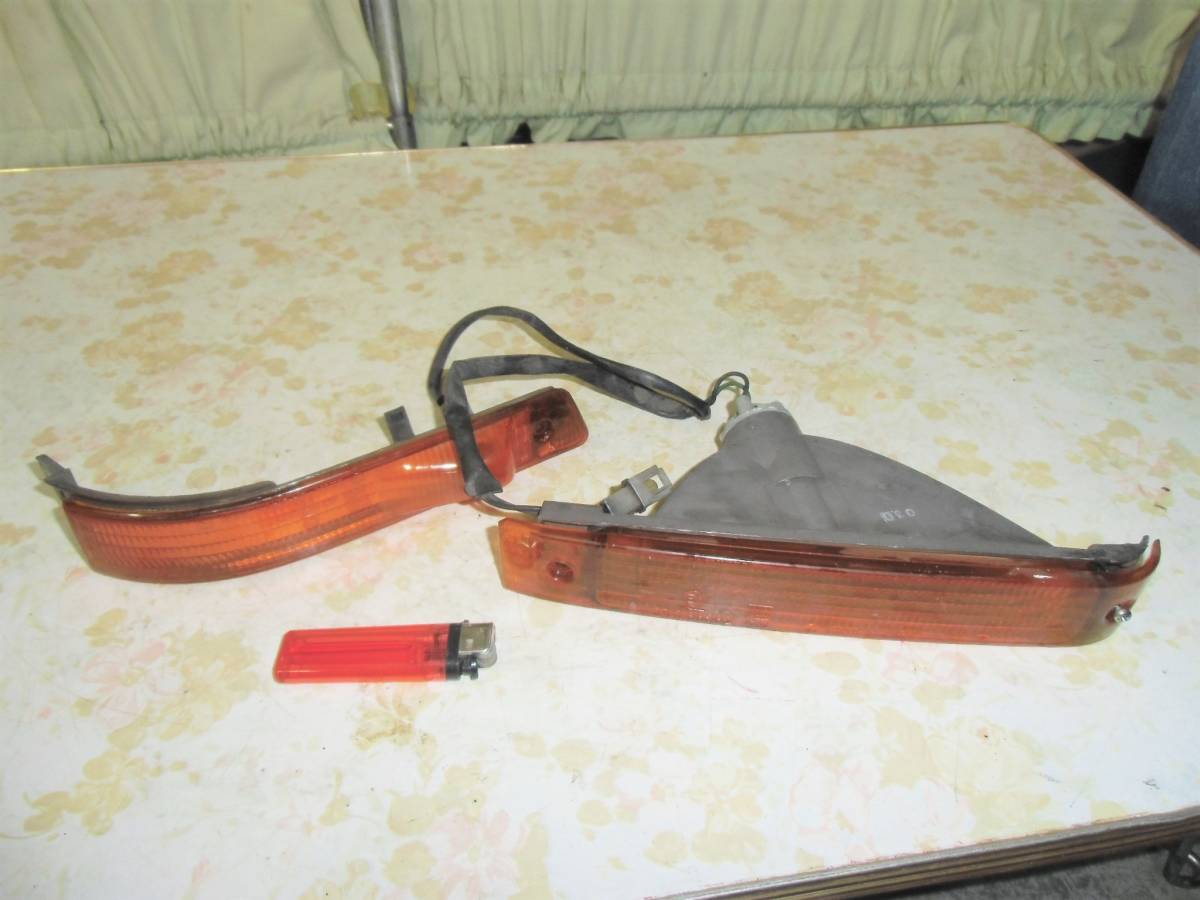 ▲モ-653 スバル パーツ 2点 KOITO 210-2049R 昭和車 古いお品 中古 当時物 希少 ※寸法は画像下参照拍卖