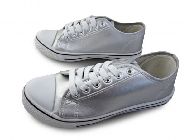 1円~cL039新品AAAローカット/レースアップスニーカー24㌢SILVER♂拍卖