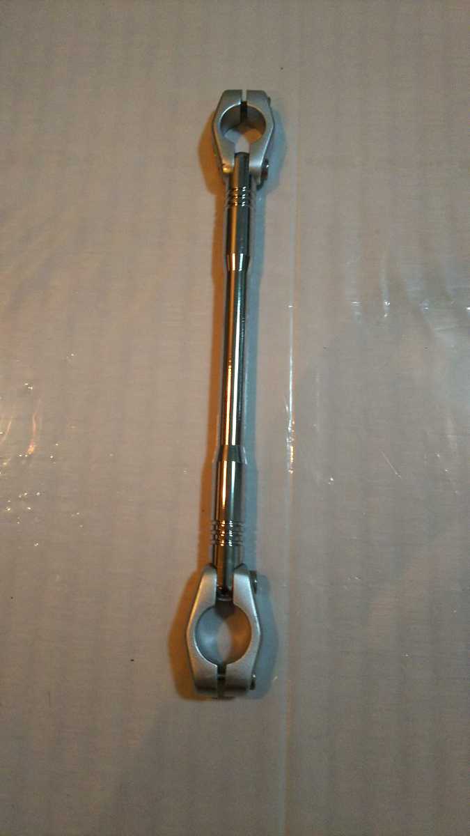 横浜発/ハンドルバー/ハンドルクランプ/汎用バイク/ハンドル/ブレース/バー/22.2φ 汎用品/アルミ/クランプ/拍卖