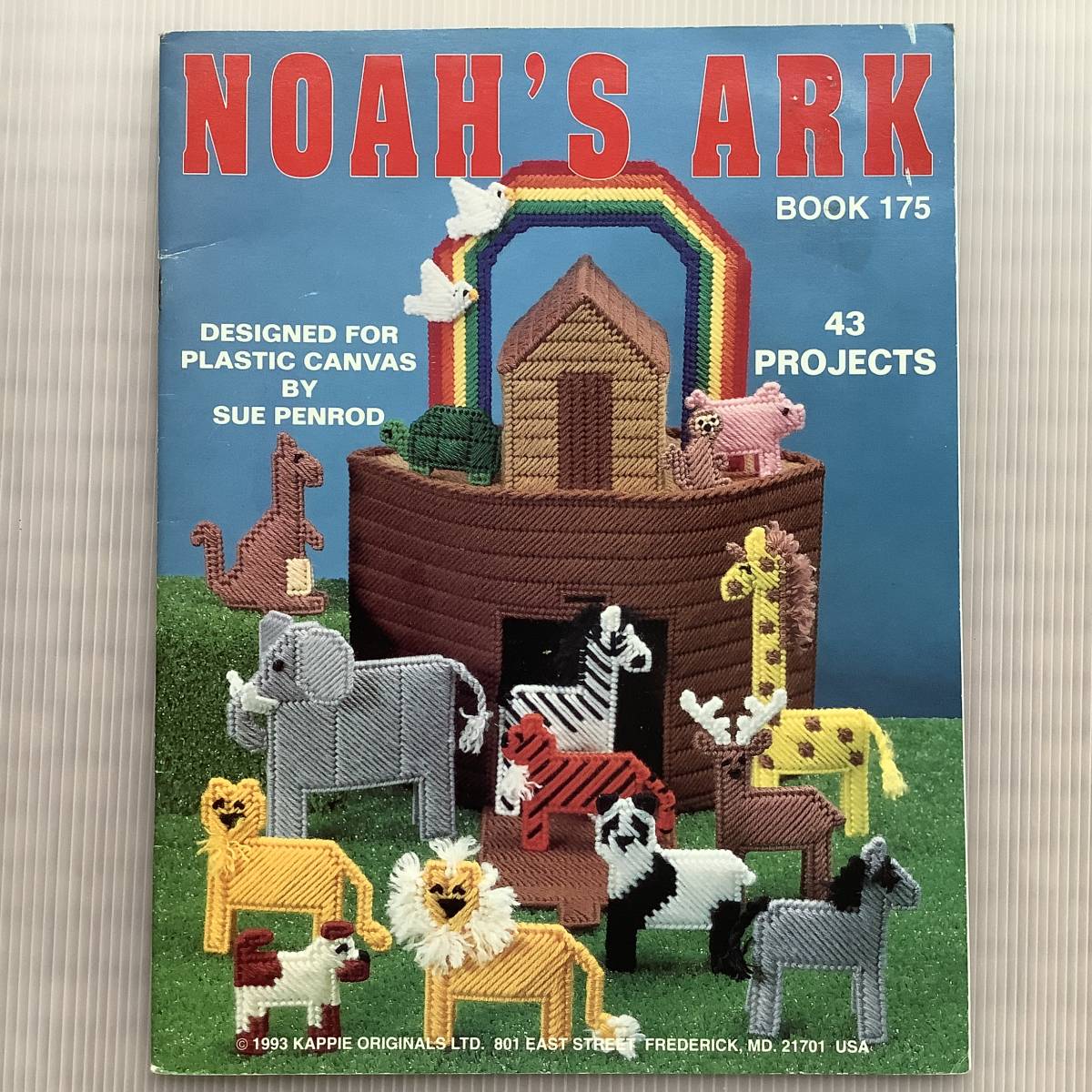 手芸本 ■ARTBOOK_OUTLET■ 5-119 ★ 送料無料!激レア プラスチック キャンバス 43プロジェクト ノアの箱舟 さまざまな動物たち 入手困難拍卖