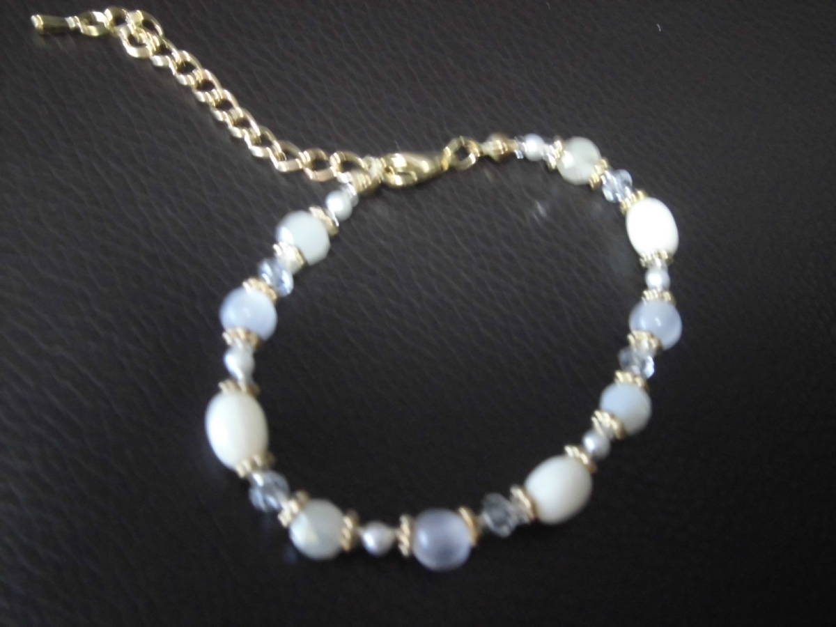 ★★★【164】ブレスレット★白×クリア×ゴールド★★★拍卖