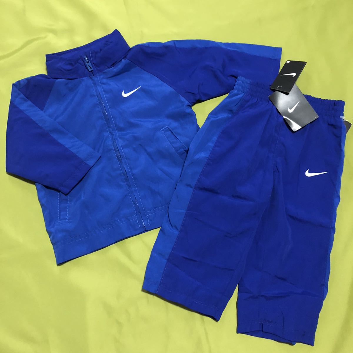 即決★日本未入荷 新品タグ付 ナイキ★裏地がメッシュのパーカーセットアップ 18M 青拍卖