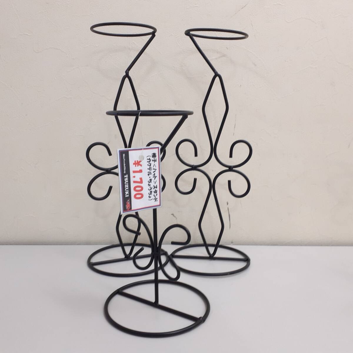 【三沢店68-810-0816】帽子スタンド 蝶々 ちょうちょ 3点セット ハットスタンド アイアン 現状品【同梱不可】拍卖