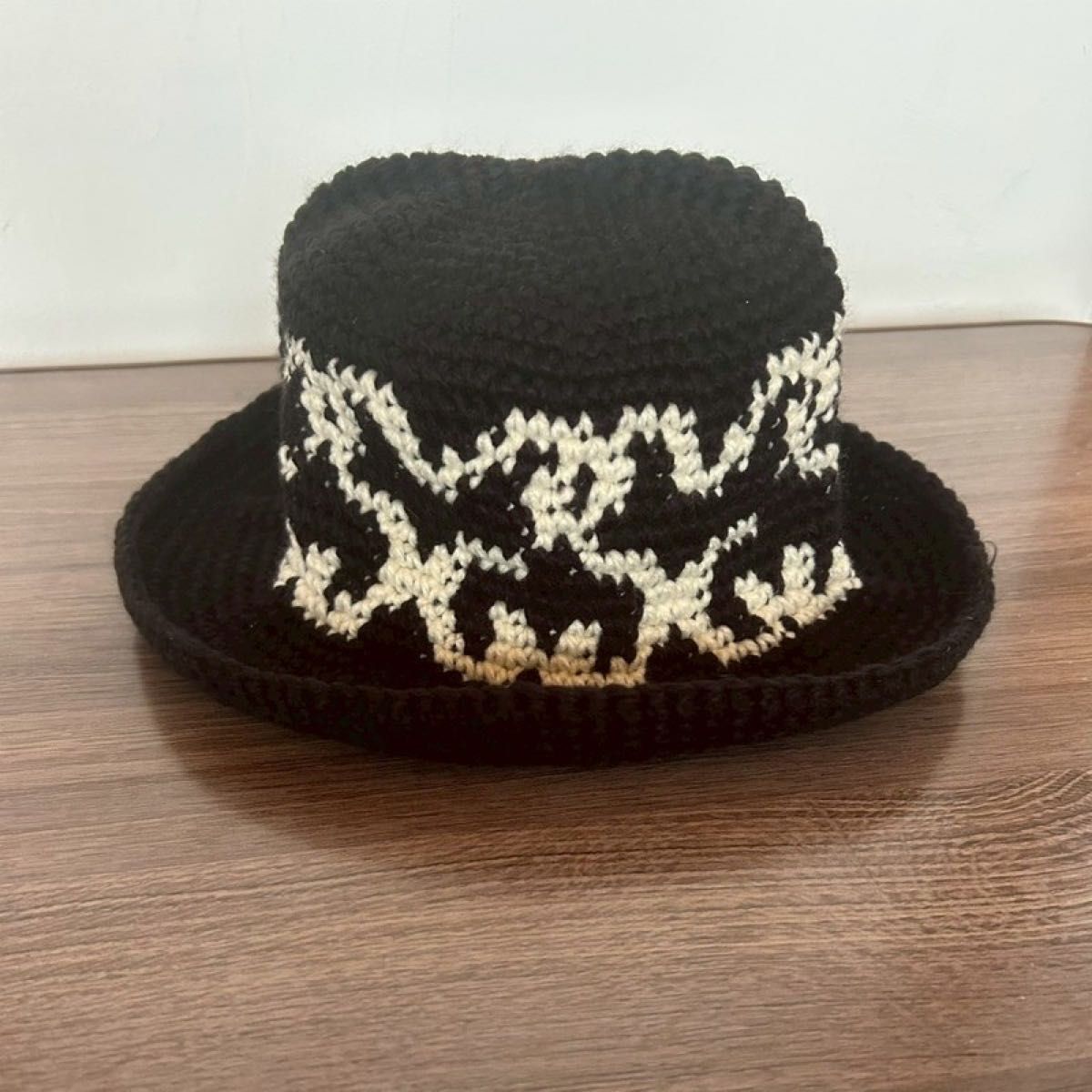 クラッシャーハット ビーニー バケットハット 雷紋柄 モード系 Y2K 黒 ブラック 韓国 ストリート系 黒白 男女兼用 個性派拍卖