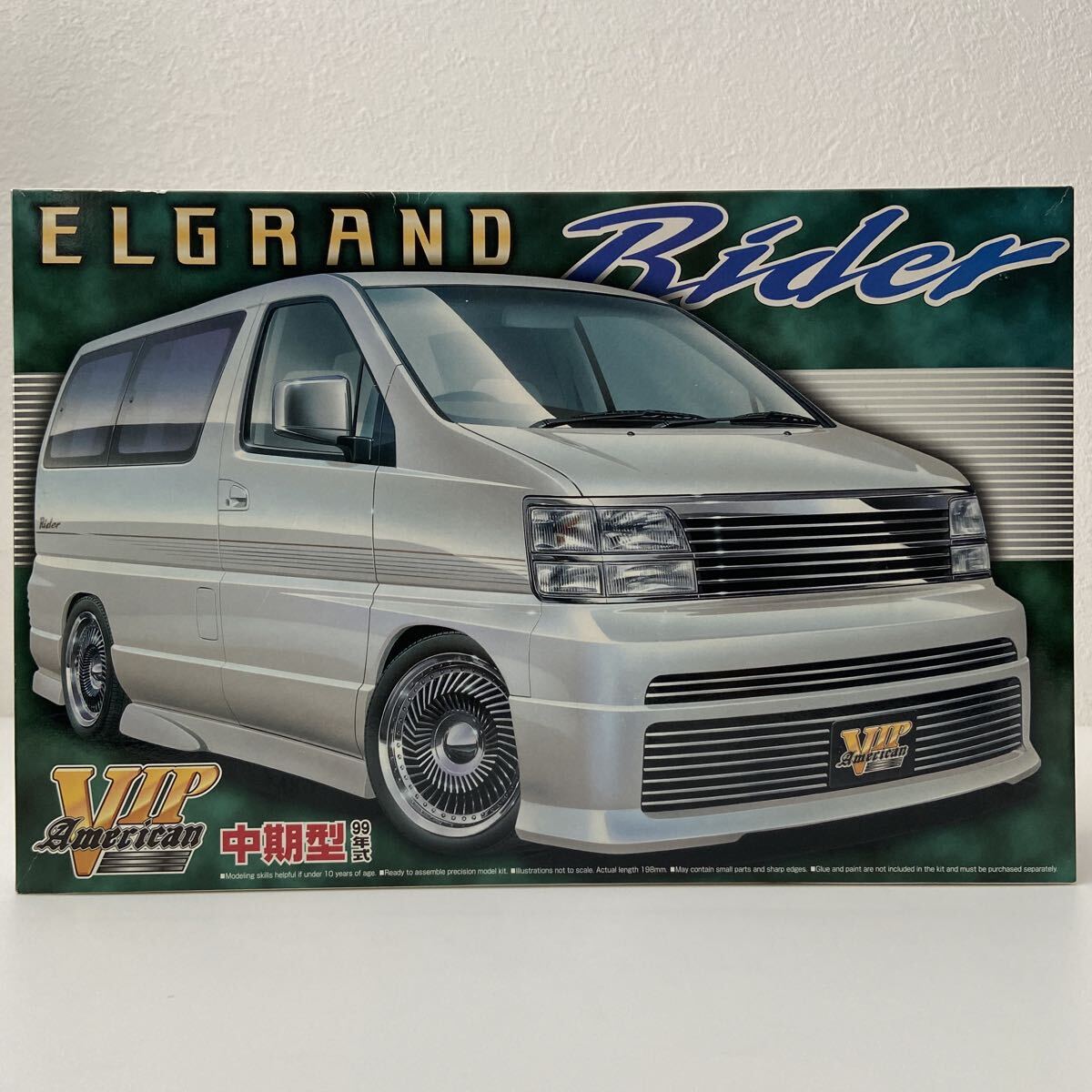 未組立 アオシマ 1/24 VIPアメリカンシリーズ 日産 初代 エルグランド ライダー 中期型 プラモデル ミニカー ELGRAND RIDER 1999年式 E50 拍卖