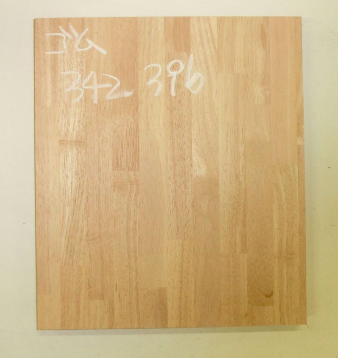 ゴム集成材 端材 板厚30mm 342mm×396mm DIY・日曜大工に拍卖