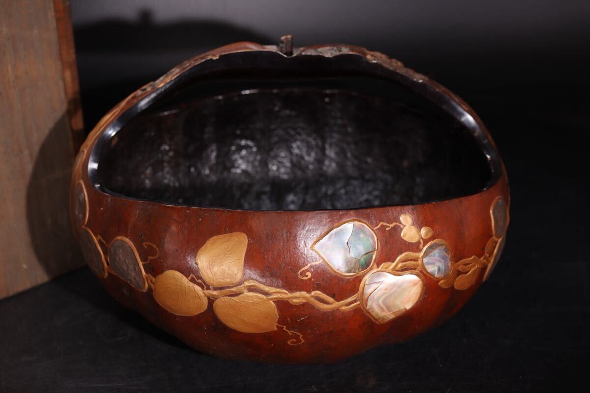 瓢箪 金蒔絵 高盛蒔絵 螺鈿 細工 炭斗 木箱付 / 古瓢箪 炭籠 炭取 煎茶道具 .G2388拍卖