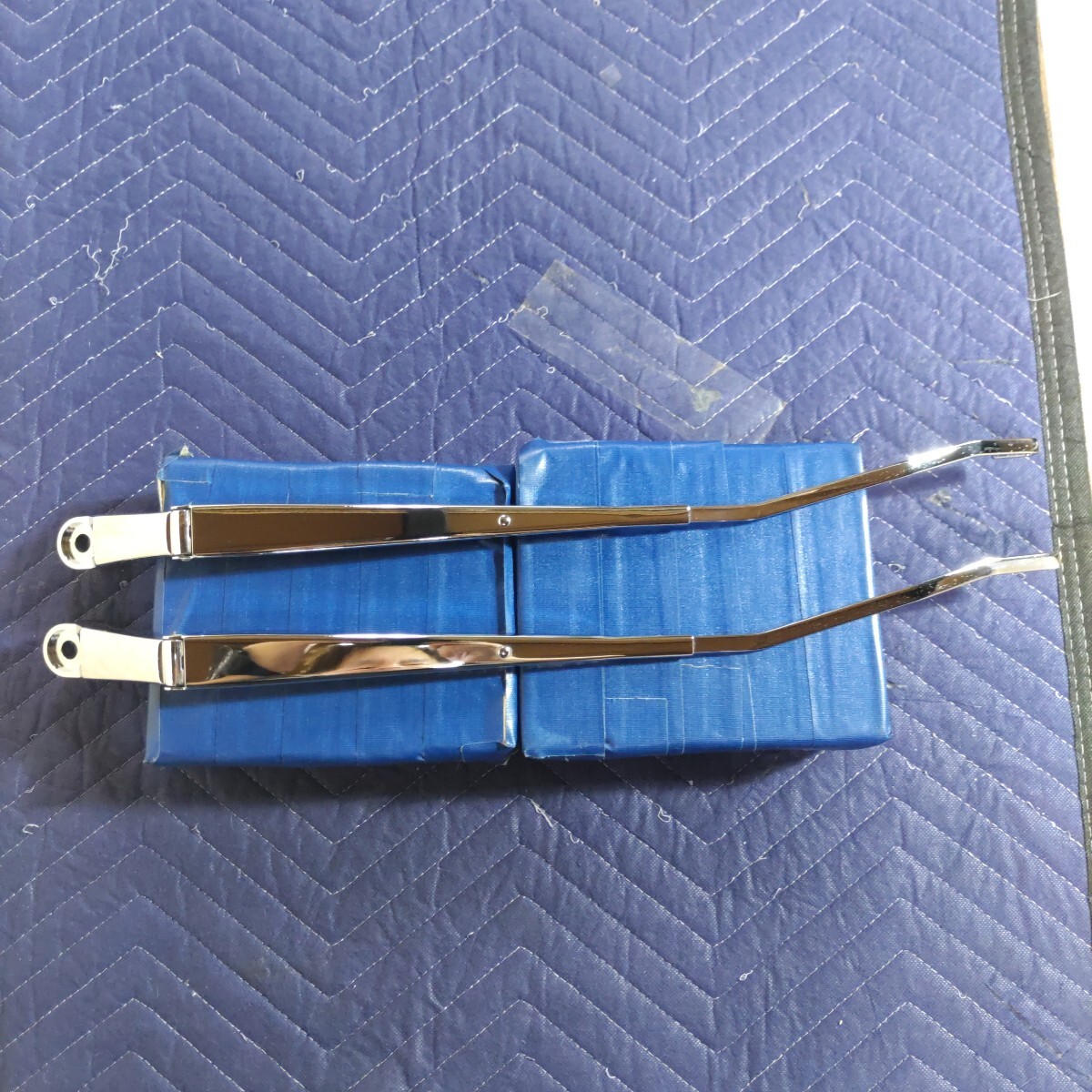 激レア 廃盤 希少 当時物 車種不明 メッキワイパーアームブレード (運転席側/助手席側) 未使用品 左右セット No.1拍卖