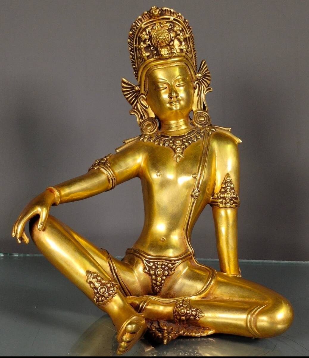 旧蔵 明 永樂年製 紫銅塗真金 自在観音菩薩 供像 仏像 奉納されていた 供養品 銅製品 銅器 極細工 中国古玩 骨董品 古美味 208拍卖