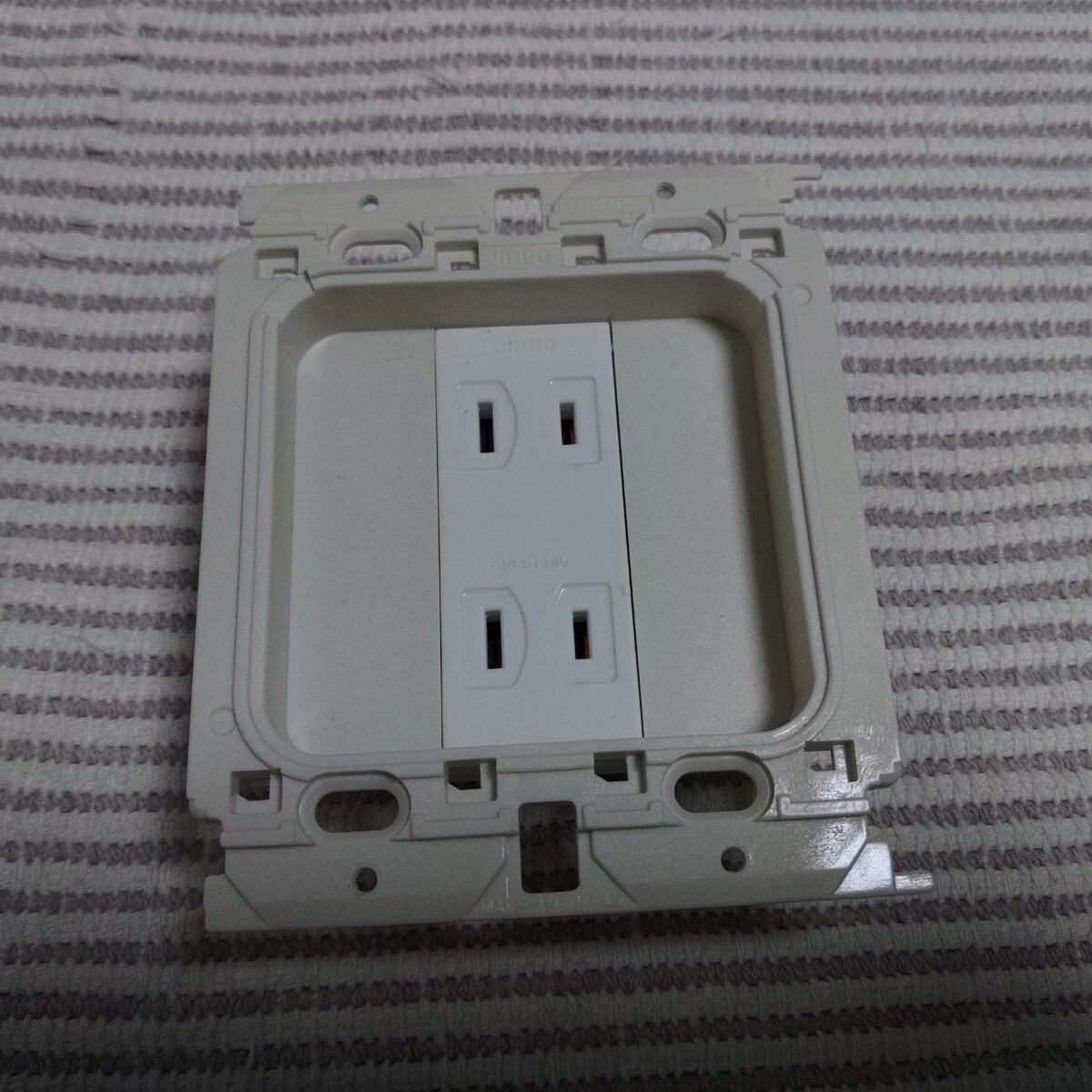 神保 SNL-55UV 保安灯専用コンセント 新古 ゆうパック60サイズ 拍卖