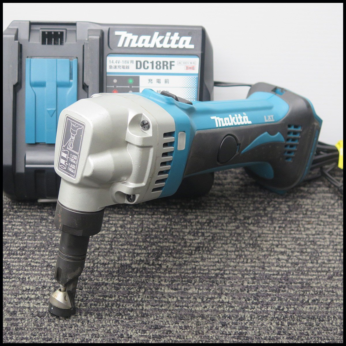 △M28) makita/マキタ 充電式 ニブラ JN160D 14.4V コードレス/板金加工/打ち抜き加工/鉄板/鉄工/金属切断拍卖