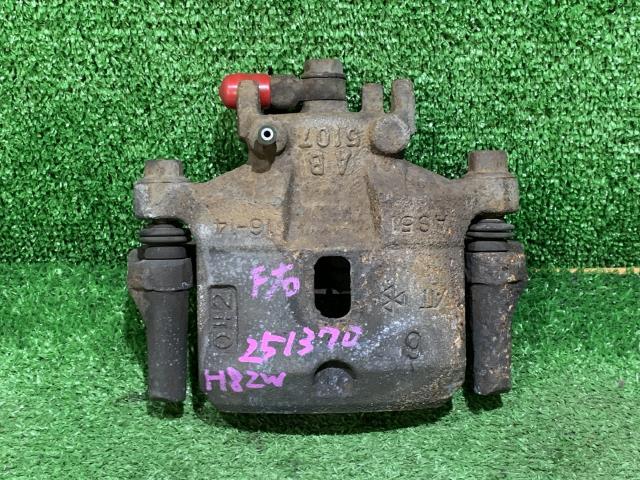 eKスポーツ CBA-H82W 右Fキャリパー 4605A405拍卖