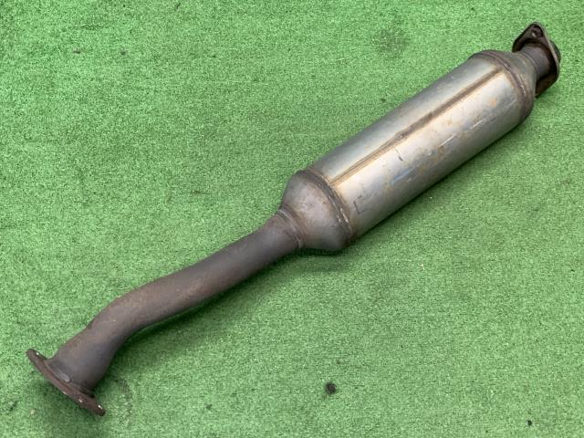 アルテッツァジータ TA-JCE10W エキゾーストセンターマフラー 17420-46550拍卖