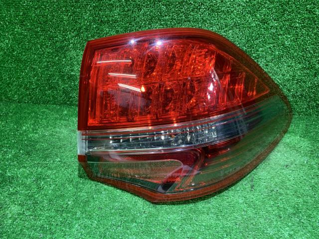 クラウン DBA-GRS203 右テールランプ 81550-30B50拍卖