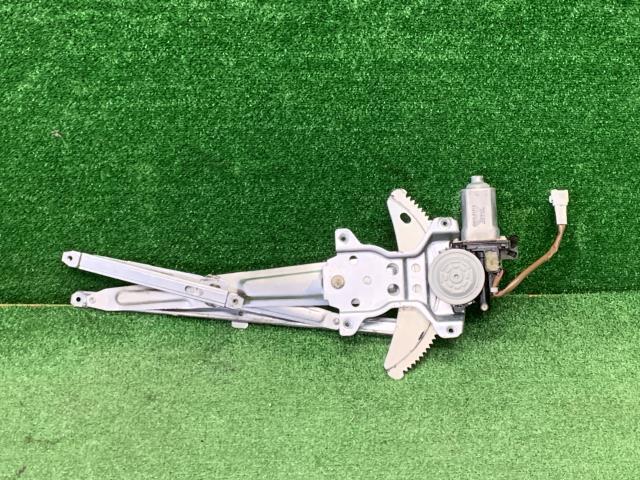 ジムニー TA-JB23W 右Fドアレギュレータ・モーター 83401-81A10拍卖