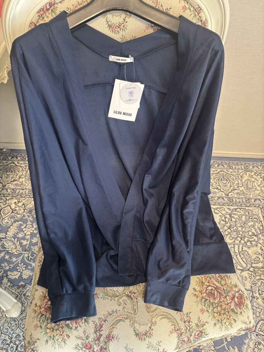 新品未使用タグ付き LILOU MIEUX カーディガン LLサイズ ドルマン風 ゆったり UV対策機能付き ネイビー 即決あり拍卖