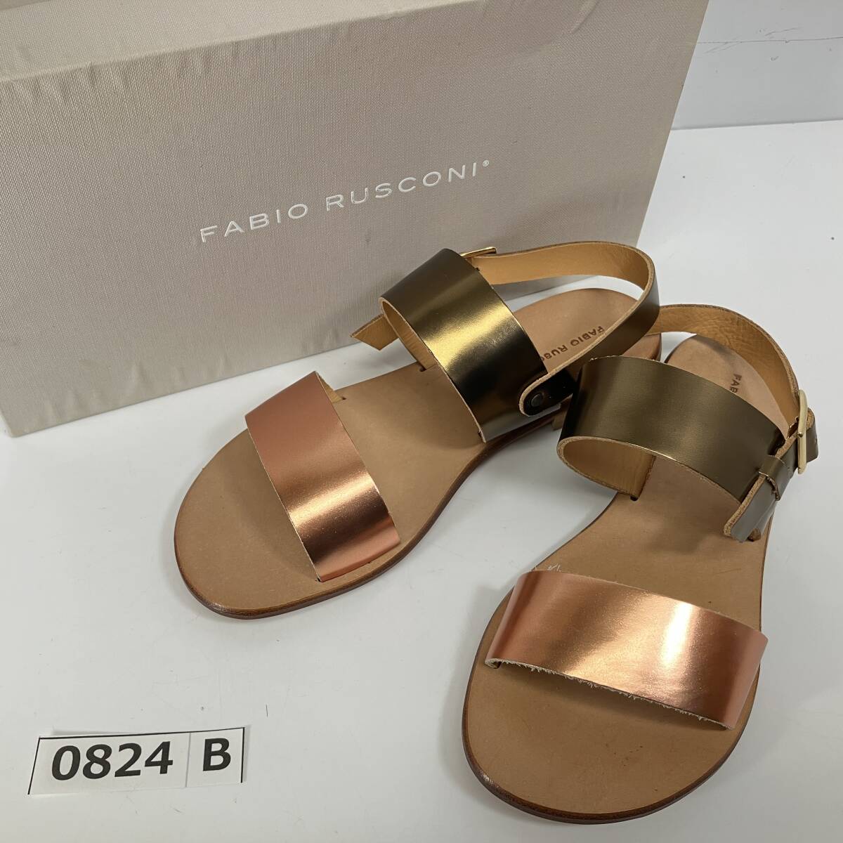 志【美品/箱付】FABIO RUSCONI/ファビオルスコーニ 本革 ベルトサンダル フラット サイズ35 メタリックベージュ×ゴールド(I)0824B拍卖