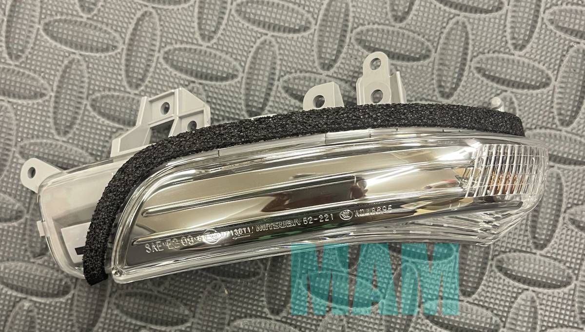 【新品未使用】 純正品 トヨタ プリウス ZVW30 後期 左 ドアミラー ウィンカー レンズ サイドターンシグナルランプ拍卖
