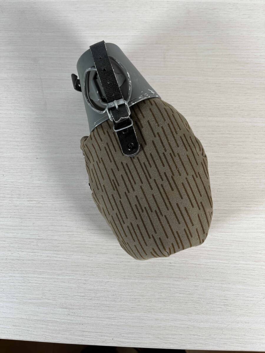 実物 東ドイツ 東ドイツ軍 レインドロップ迷彩 水筒 キャンティーン デッドストック 放出品 DDR 東独 B拍卖