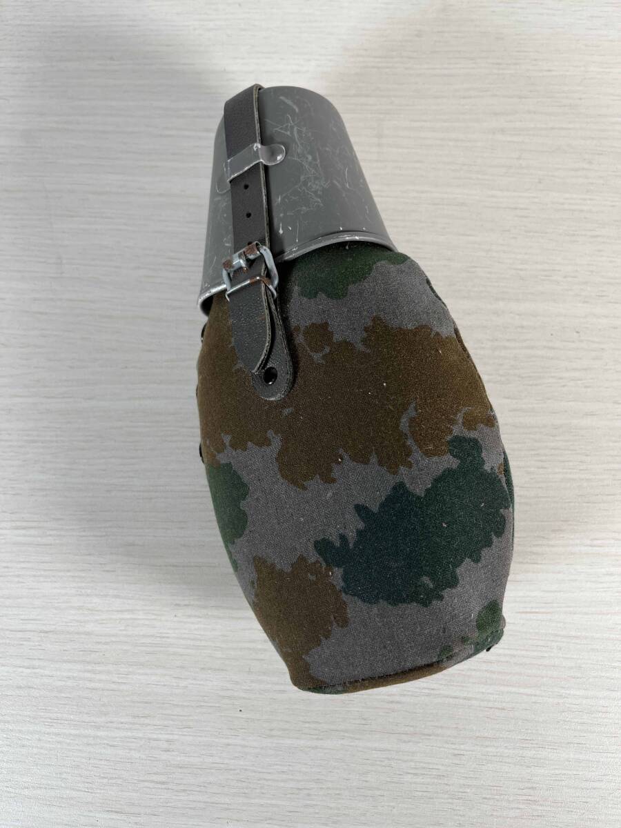 実物 東ドイツ 東ドイツ軍 ブルーメンターン迷彩 水筒 キャンティーン デッドストック 放出品 DDR 東独 A拍卖