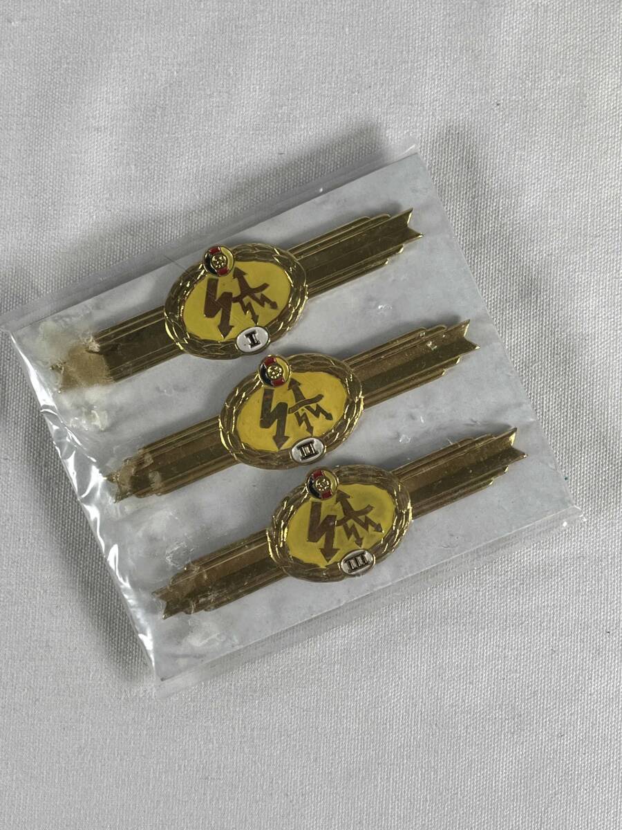 実物 東ドイツ 東ドイツ軍 NVA DDR 各軍 職務章 各所属 傷あり 中古品 放出品 東独 DDR 複数出品 R'拍卖