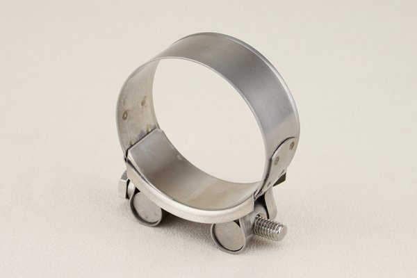 送料格安ステンレスマフラーバンド64mm-67mm YZF-R1 YZF-R6 YZF-R25 XJR1300 FZR1000 FZ400 FZR250R FZ-1フェザー サイレンサー65mm66mm拍卖