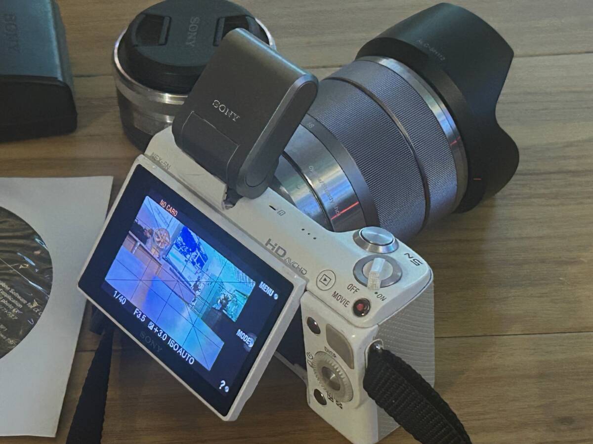 NEX-5ND α 色:ホワイト E 16mmF2.8/E 18-55mm F3.5-5.6 ダブル・レンズ・キッド UBSコード・フラッシュ付き拍卖
