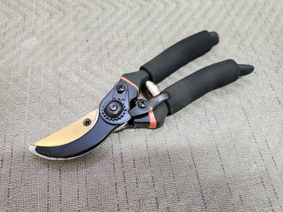 剪定挟み200㎜ 握りやすいラバーグリップ付き 中古良品拍卖