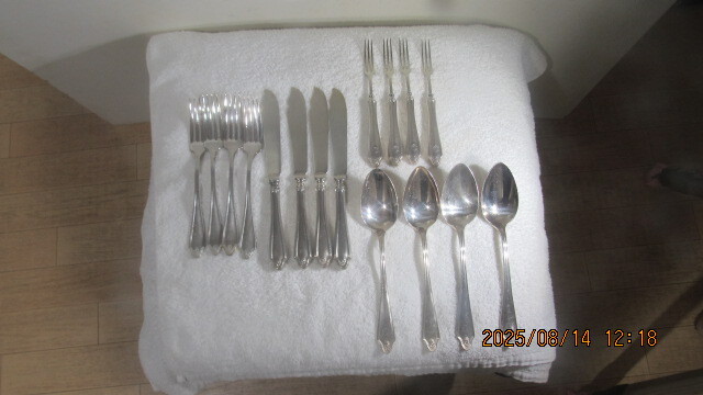 銀製品 フォーク MEIDI-YA / 少フォーク/ナイフ/スプーン F、R、S、 全部で16本 中古美形拍卖