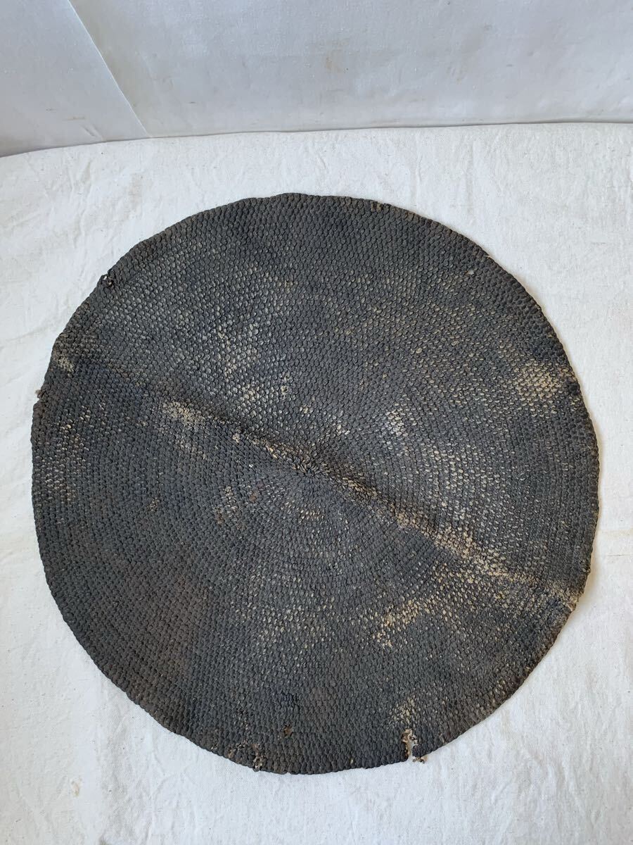 旧家蔵出し 経年の雰囲気が素敵な古い円形紙縒 古美術骨董古物古道具ラグ敷物店舗什器アンティークビンテージオブジェコレクションレトロ拍卖