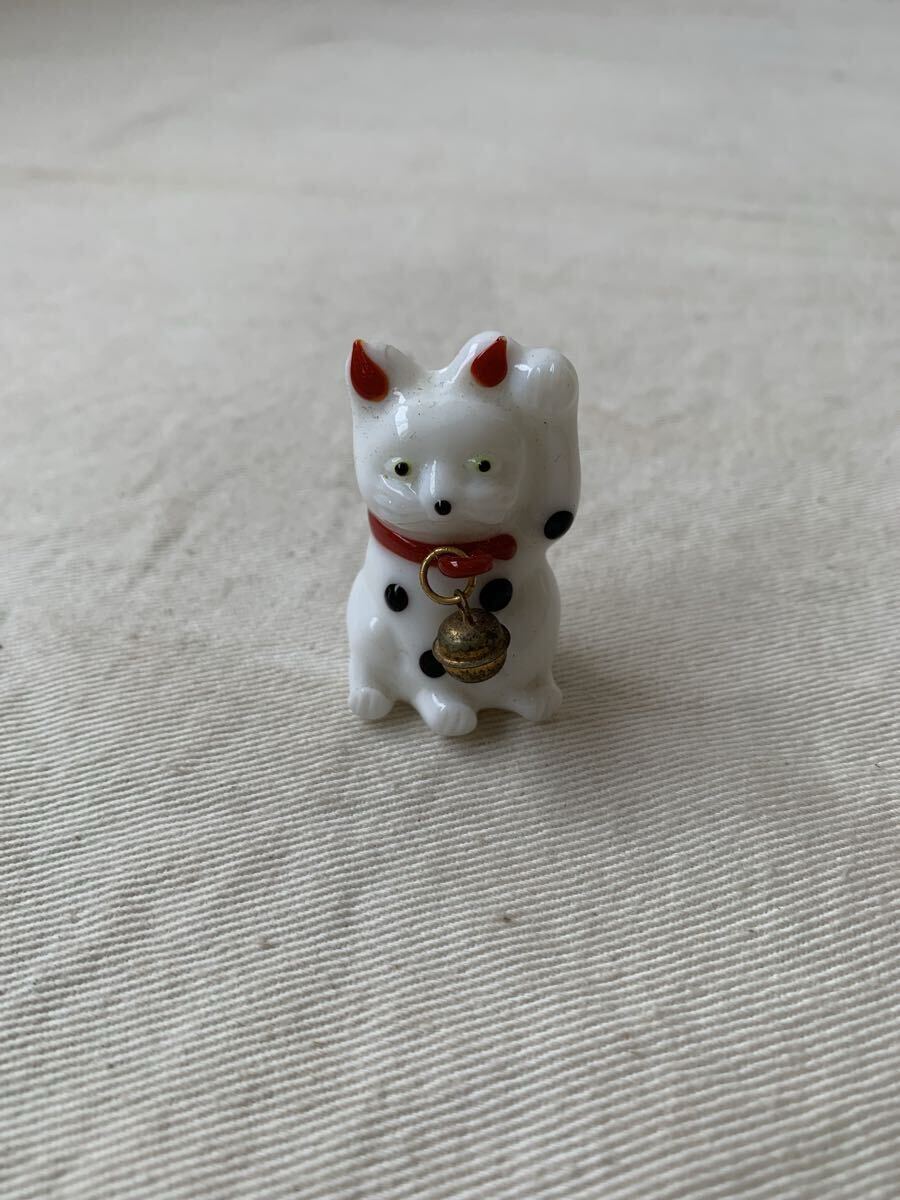 美品 ガラス細工の招き猫の置物 縁起物昭和レトロアンティークビンテージ古道具インテリアディスプレイコレクションオブジェ飾りレトロ雑貨拍卖