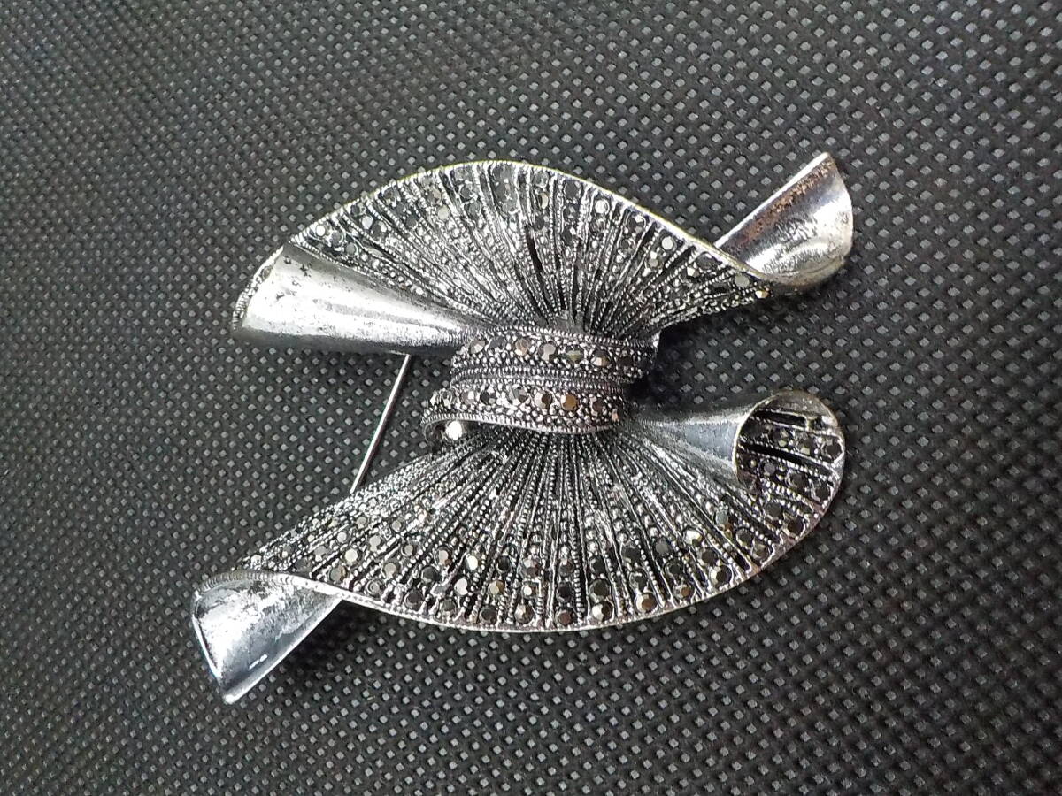 ★ビンテージ風★レディースブローチ★アンティークデザイン★ラインストーン★リボン★ribbon拍卖