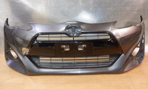 ATM58c15★NHP10★アクア★中期★★純正フロントバンパー★★52119-52A10★グレーメタリック★グリル付き★53111-52780★53112-52490★拍卖