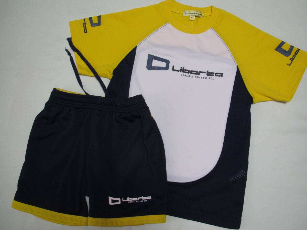 C 2021年購入 最新モデル 中古 Liberta リベルタ サッカースクール 半袖 ユニフォーム ハーフパンツ セット 115cm トレーニングウェア拍卖