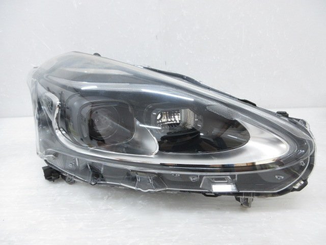 【即決有】 トヨタ シエンタ NSP170G NSP172G NCP175G 後期 純正 右 ヘッド ライト LED ICHIKOH 52-317 打刻 33 (B045649)拍卖