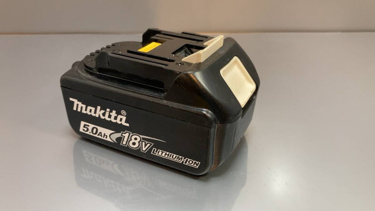 makita 18v 5Ah 純正バッテリー BL1850B (充電回数:64回) ★マーク 残量表示 【59】拍卖