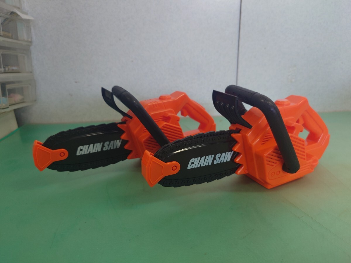 ● 激レア 非売品 トップエース 電動チェンソー ミニ 刃(ゴム製) 回転/音鳴り OK 2点セット カッコイイ 働くおもちゃ 動作確認済 美品 ③拍卖