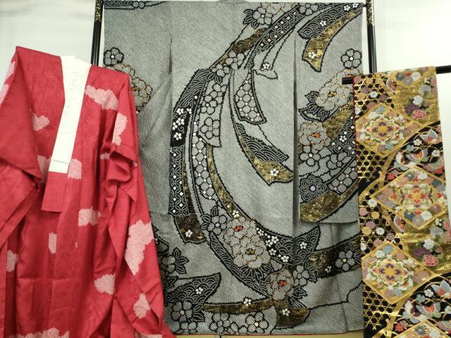 平和屋本店■極上 振袖・長襦袢(無双仕立て・半衿刺繍)・袋帯セット 総絞り 駒刺繍 鬘帯花文 黒地 金彩 京都きもの友禅 逸品 DZAA8162kh5拍卖