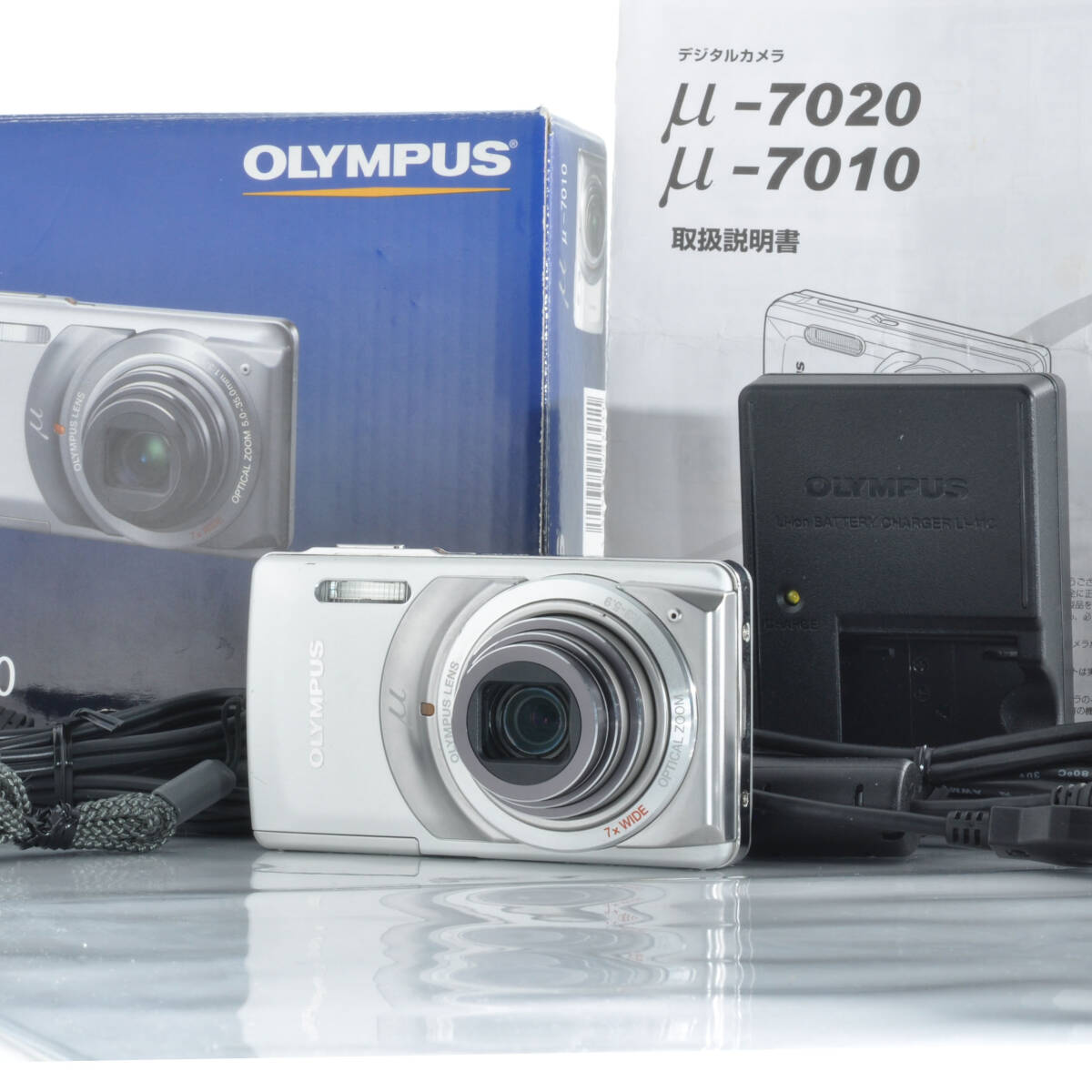 【オリンパス】OLYMPUS μ-7010 コンパクトデジタルカメラ バッテリー充電器付き #J744拍卖