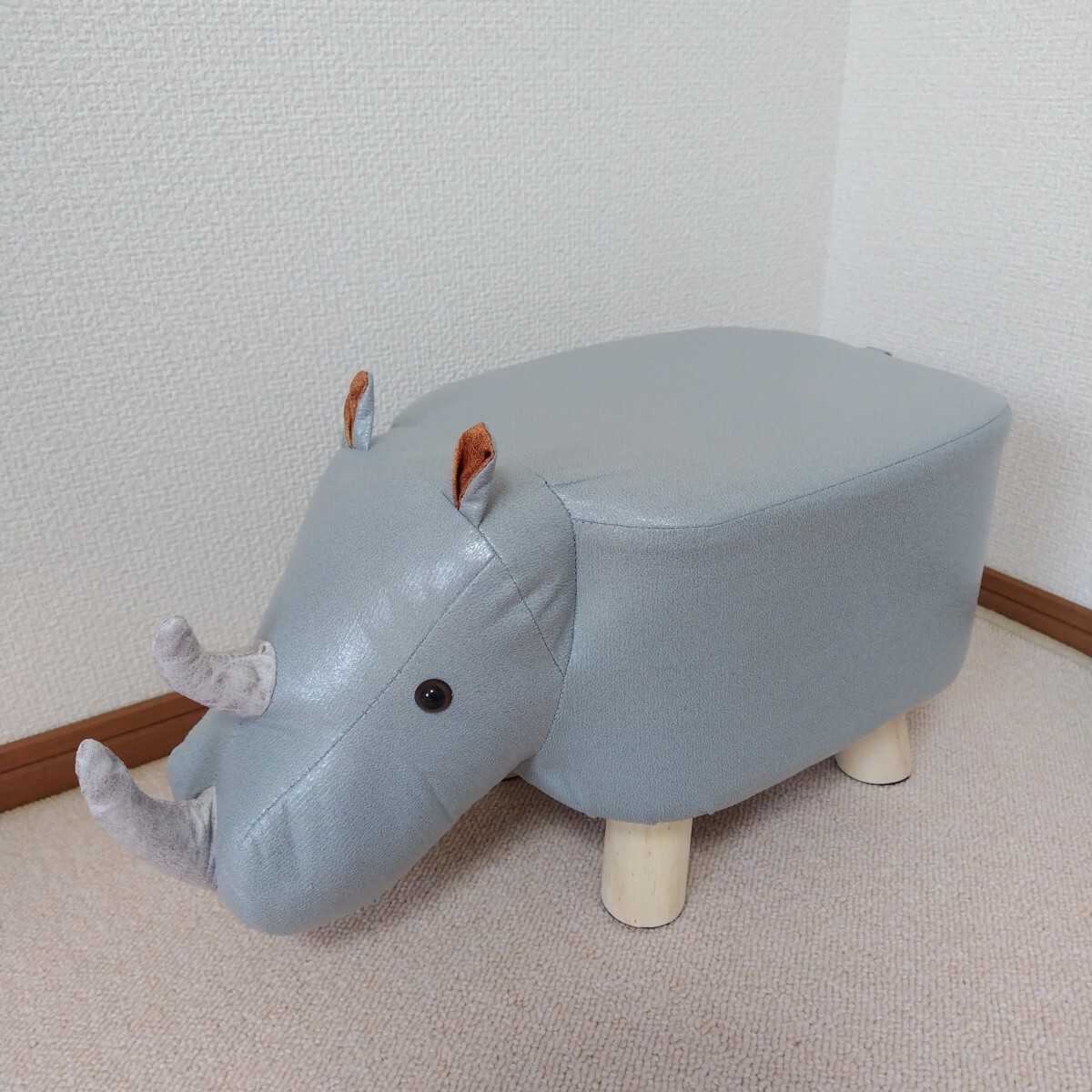アニマルスツール サイ 動物スツール  一人掛け 足置き チェアー インテリア 家具 イス 滑り止めテープ付  ★非売品・新品・未使用★拍卖