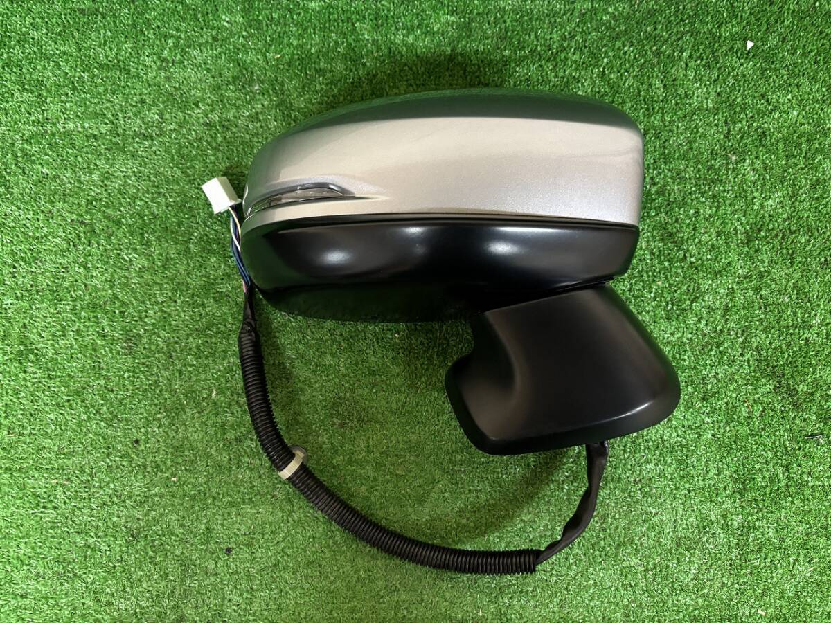 ★☆フィット GK3/GK4/GK5/GK6 純正右ドアミラー グレーNH830M ヒーター付 9ピン☆★拍卖