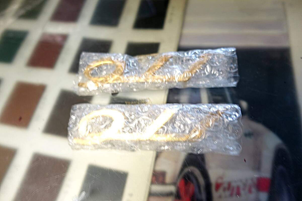 ポルシェ ナロー 911 エンブレム エンジンリッド 当時物 未使用 60年近く前のもの拍卖