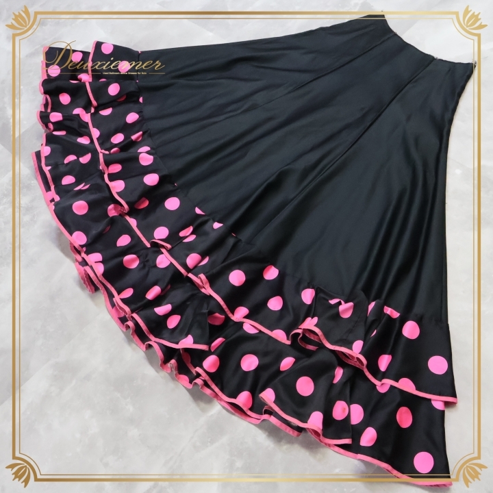 フラメンコ 衣装 ファルダ スカート 黒 ピンク 水玉 ドット ボランテ フリル ペチコート ダンス パーティ 発表会 ブラック系 スカート拍卖