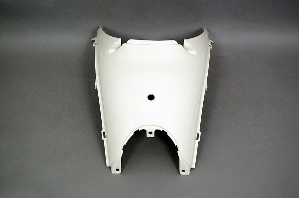 ホンダ クレアスクーピー テールカバー 白 ホワイト SCOOPY 新品 バイクパーツセンター拍卖