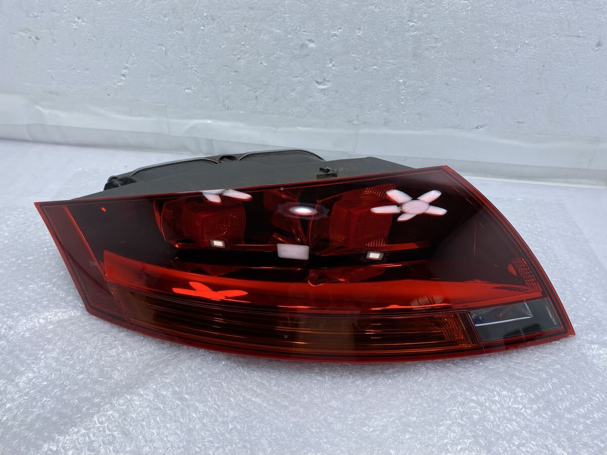 美品 程度良好 AUDI アウディ 8J TT テールライト テールレンズ テールランプ 左8J0 945 095 C (183)拍卖